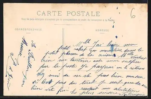 AK Lavoûte-Chilhac, Monuments historiques et vue sur le pont et la rivière