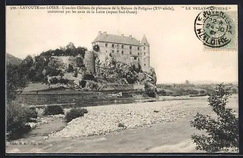 AK Lavoute-sur-Loire, Ancien Château de la Maison de Polignac entouré par les eaux de la Loire