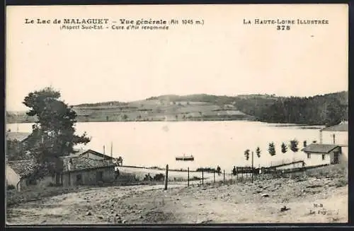 AK Malaguet, Vue générale du lac et paysage environnant