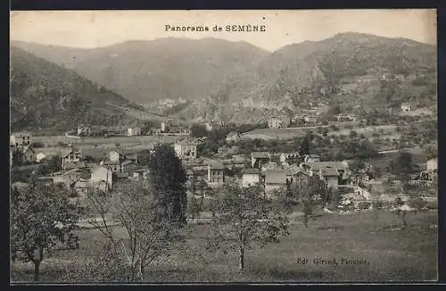 AK Semène, Panorama du village et des collines environnantes