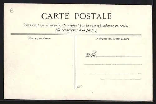 AK Fécamp, Vue de la côte et des maisons en bord de mer