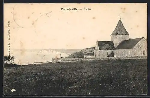 AK Varengeville, L`Église avec vue sur les falaises et la mer