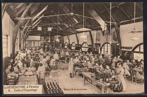 AK Fécamp, La Bénédictine, Salle d`Étiquetage