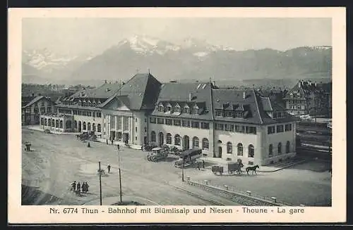 AK Thun, Bahnhof mit Blümlisalp und Niesen