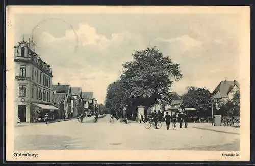 AK Oldenburg / O., Strassenpartie bei der Staulinie