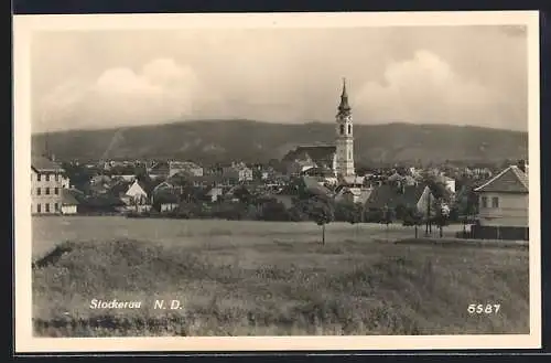 AK Stockerau /N. D., Teilansicht mit Kirche