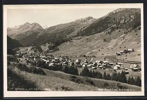 AK St. Anton am Arlberg, Gesamtansicht mit Bergpanorama