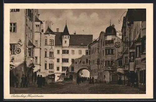 AK Rattenberg, Passanten vor den Häusern auf der Hauptstrasse