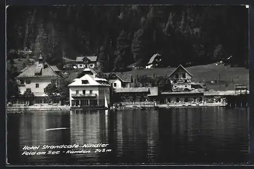 AK Feld am See, Hotel Strandcafe Nindler, vom Wasser gesehen