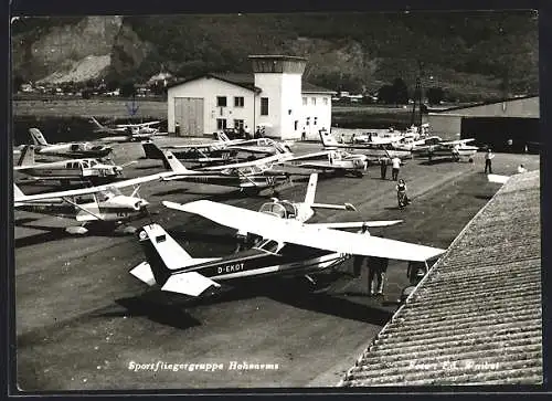 AK Hohenems, Sportfliegergrupe auf dem Flugfeld