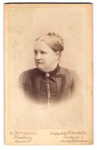 Fotografie H. Wittrock, Hamburg, Speersort 5, Portrait einer Dame