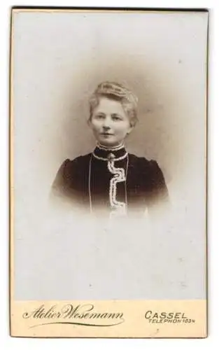 Fotografie Atelier Wesemann, Cassel, Portrait einer Dame