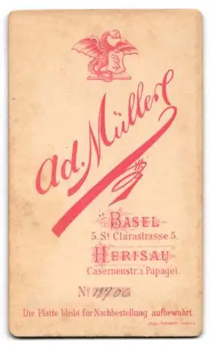 Fotografie Ad. Müller, Basel, St. Clarastrasse 5, Porträt eines jungen Mannes