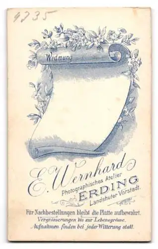 Fotografie E. Wernhard, Erding, Porträt eines Mannes in Anzug