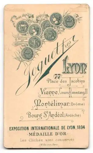 Fotografie Joguet Frères, Lyon, Place des Jacobins 77, Porträt eines Mannes mit Schnurrbart