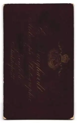 Fotografie E. Burghardt, Weissenfels, Porträt eines eleganten Herrn