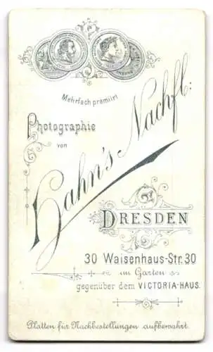 Fotografie Hahn`s Nachf., Dresden, Waisenhausstrasse 30, Porträt eines jungen Mannes