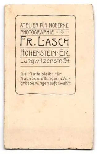 Fotografie Fr. Lasch, Hohenstein-Er., Lungwitzerstr. 24, Porträt eines eleganten Herren