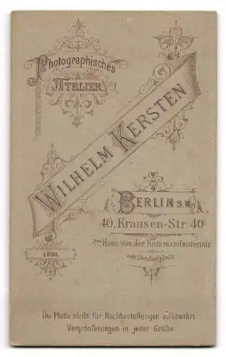 Fotografie Wilhelm Kersten, Berlin, Krausen-Str. 40, Porträt eines bärtigen Mannes