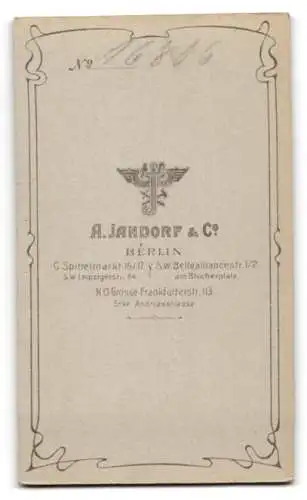 Fotografie A. Jandorf & Co., Berlin, G. Spittelmarkt 16 /17, Porträt einer älteren Dame