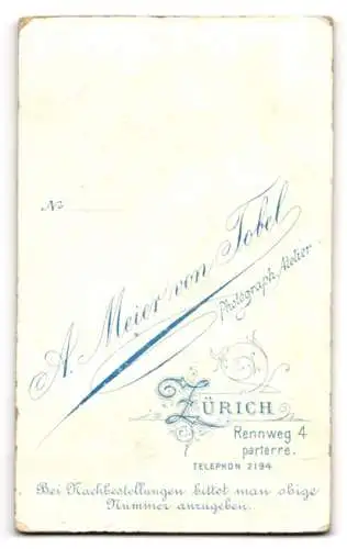 Fotografie A. Meier von Tobel, Zürich, Rennweg 4, Porträt einer jungen Frau