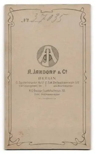 Fotografie A. Jandorf & Co., Berlin, G. Spittelmarkt 16 /17, Portrait einer Dame