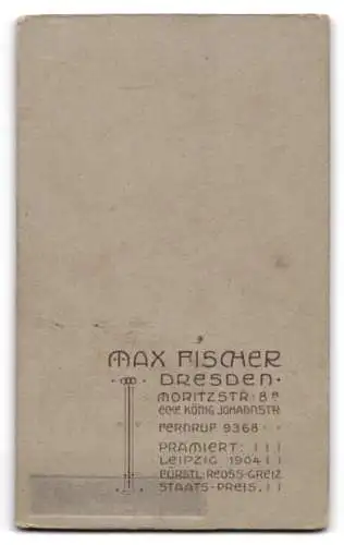 Fotografie Max Fischer, Dresden, Moritzstrasse 8a, Porträt einer jungen Frau