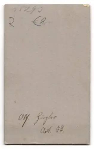 Fotografie Arthur Krüger, Berlin, Karlstr. 23, Artillerist Ziegler Rgt. 77 mit Säbel