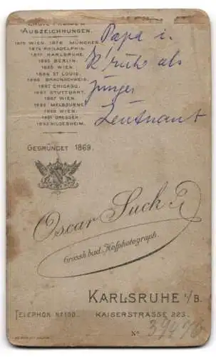 Fotografie Oscar Suck, Karlsruhe, Kaiserstrasse 223, Porträt eines jungen Leutnant in Uniform