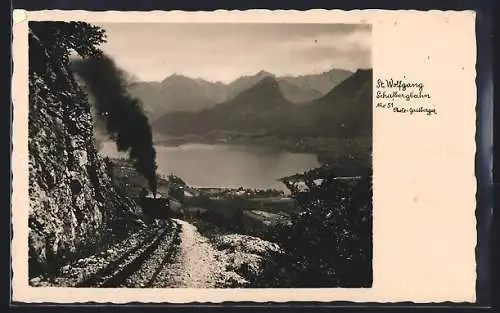 AK St. Wolfgang /Salzkammergut, Panorama mit Schafbergbahn