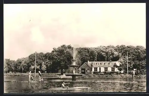 AK Oud-Valkeveen, Kinderbad en kanovijver met fonteinen