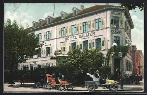 AK Freiburg i. B., Hotel Salmen E. Kiechle mit kleiner Versammlung u. Automobilen