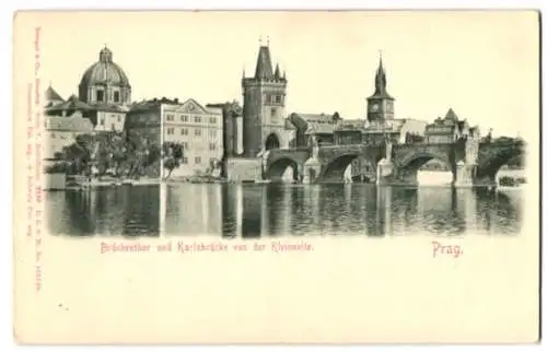 Relief-AK Prag / Praha, Brückenthor und Karlsbrücke von der Kleinseite