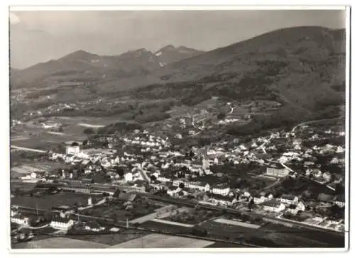 Fotografie unbekannter Fotograf, Ansicht Wangen bei Olten, Fliegeraufnahme mit Bahnhof & Eisenbahntrasse