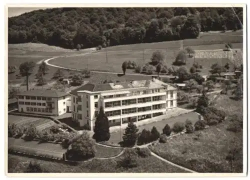 Fotografie unbekannter Fotograf, Ansicht Affoltern, Fliegeraufnahme vom Bezirks-Spital, Krankenhaus