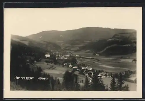 AK Himmelberg /Kärnten, Gesamtansicht mit Umgebung aus der Vogelschau
