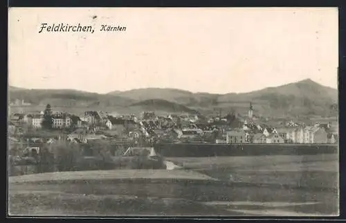 AK Feldkirchen /Kärnten, Ortspanorama mit Umgebung