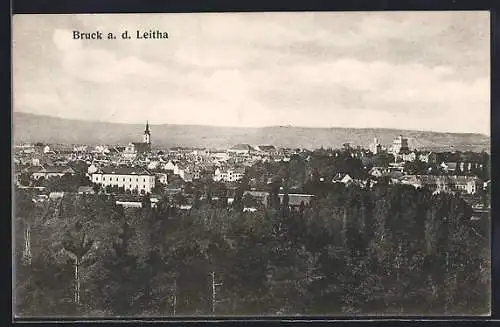 AK Bruck a. d. Leitha, Ortspanorama aus der Vogelschau