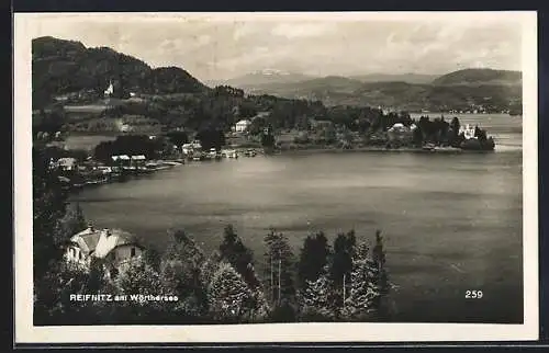 AK Reifnitz am Wörthersee, Ortsansicht mit See und Bergpanorama aus der Vogelschau