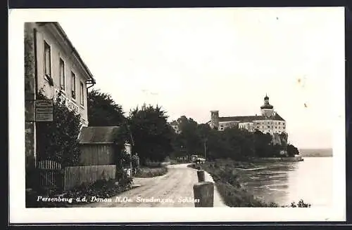 AK Persenbeug a. d. Donau, Blick von Grubers Gasthaus zum Schloss