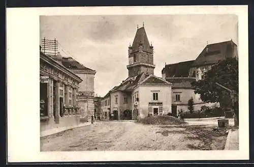 AK Perchtoldsdorf, Hochstrasse mit Uhrenturm