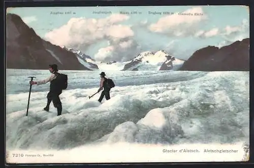 AK Zwei Bergsteiger auf dem Aletschgletscher mit Jungfrau, Jungfraujoch und Mönch