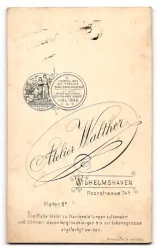 Fotografie Atelier Walther, Wilhelmshaven, Roonstrasse 74, Porträt eines Paares