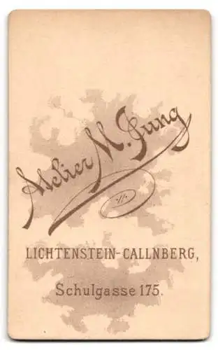 Fotografie M. Jung, Lichtenstein-Callnberg, Schulgasse 175, Porträt einer jungen Frau