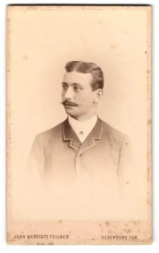 Fotografie Jean Baptiste Feilner, Oldenburg, Rosenstr. 29, Porträt eines eleganten Mannes