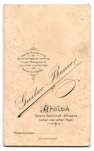 Fotografie Gustav Bauer, Apolda, Obere Bahnhof-Strasse, Porträt eines jungen Paares
