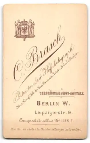 Fotografie C. Brasch, Berlin W., Leipziger-Str. 9, Porträt einer Dame
