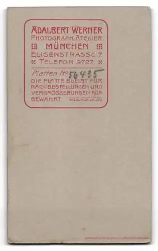 Fotografie Adalbert Werner, München, Elisenstr. 7, Porträt eines jungen Mannes