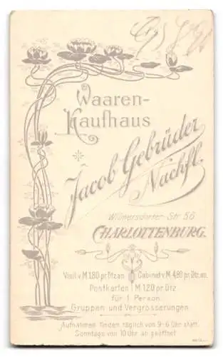 Fotografie Jacob Gebrüder Nachf., Charlottenburg, Wilmersdorfer Str. 56, Porträt eines Jungen im Anzug