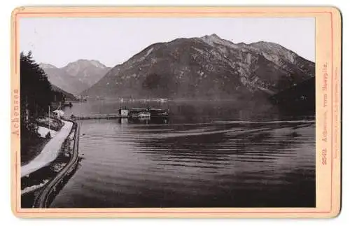 Fotografie Römmler & Jonas, Dresden, Ansicht Achensee, Uferpartie mit der Bootsanlegestelle